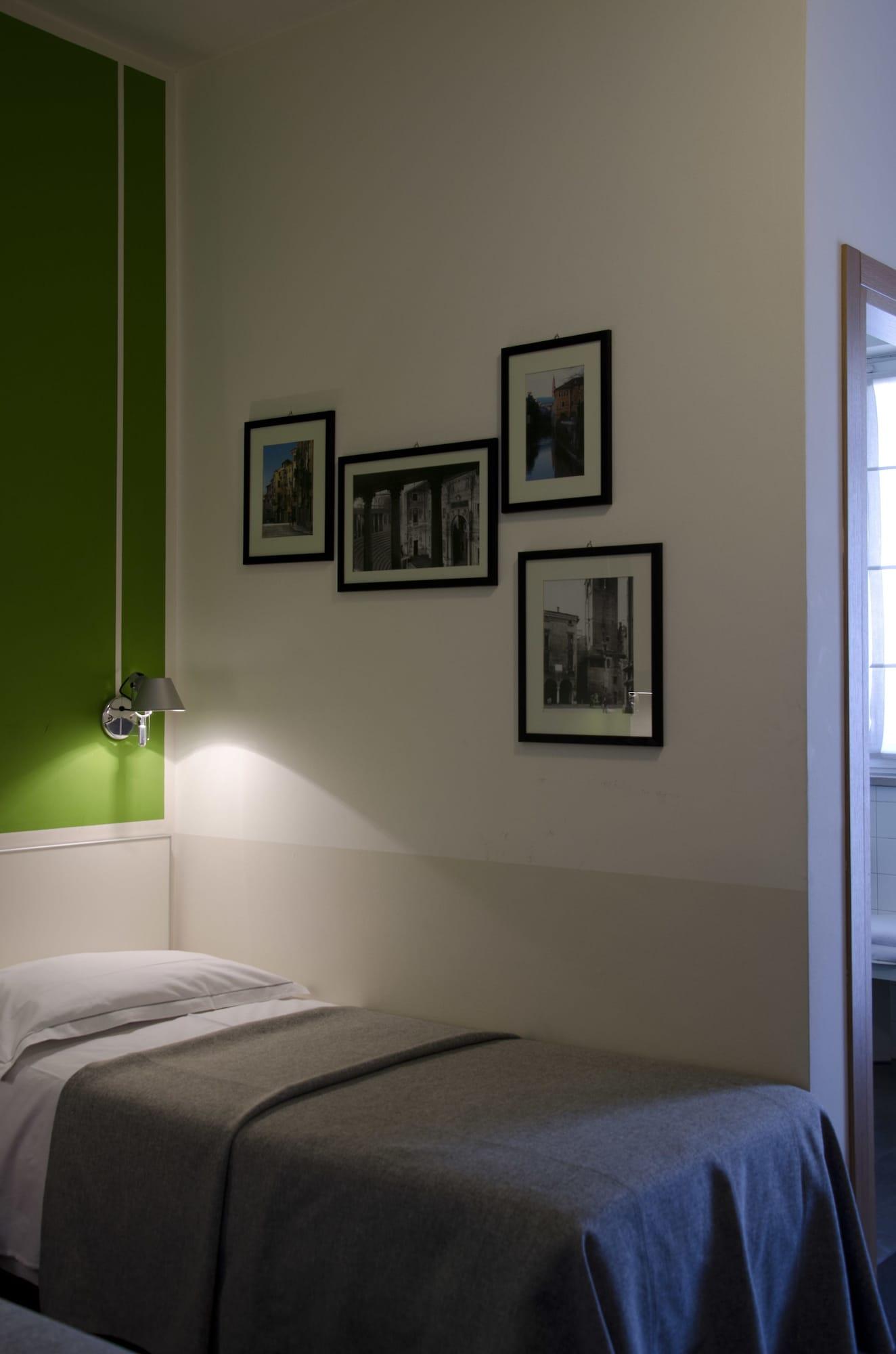 Key Hotel